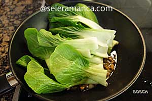 Membuat Bebek Masak Pak Choy Step 10
