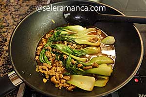 Membuat Bebek Masak Pak Choy Step 13