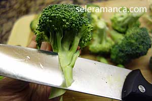 Cooking Brokoli Telur Saus Bawang Mentega Step 5