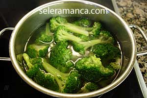 Cooking Brokoli Telur Saus Bawang Mentega Step 9