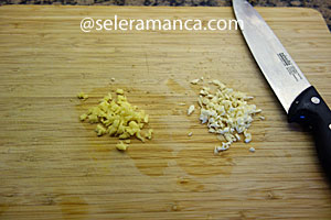 Masak Enoki Beef Roll Step 1