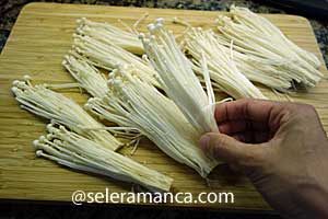 Masak Enoki Beef Roll Step 5