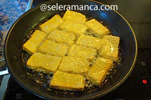 Tahu Goreng Dengan Saus Tiram Step 3