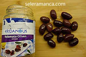 Cooking Greek Salad Step 7