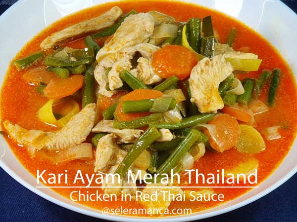 Chicken in Red Thai Sauce