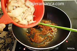 Masak Kari Ayam Merah Thailand Step 5