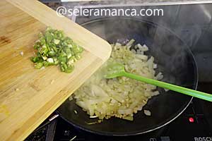 Masak Karniyarik khas turki Step 8