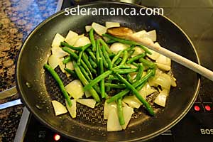 Cooking Mixed Vegetables Provence Style Step 3