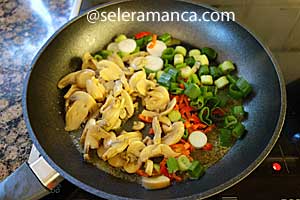 Masak Omelet Sayur Filet Ikan Step 2