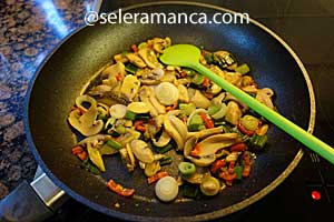 Masak Omelet Sayur Filet Ikan Step 3