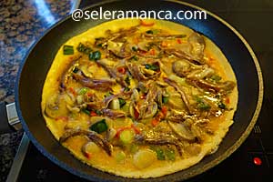 Masak Omelet Sayur Filet Ikan Step 9