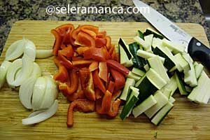 Cooking dengan Paprika Keju Feta Step 1