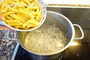 Masak Pasta & Bola Daging Casserole Step 1
