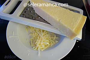 Masak Spaghetti Saus Tomat Segar Step 13