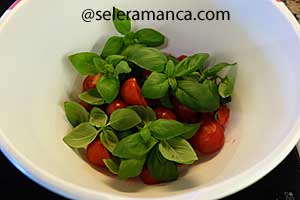 Masak Spaghetti Saus Tomat Segar Step 2